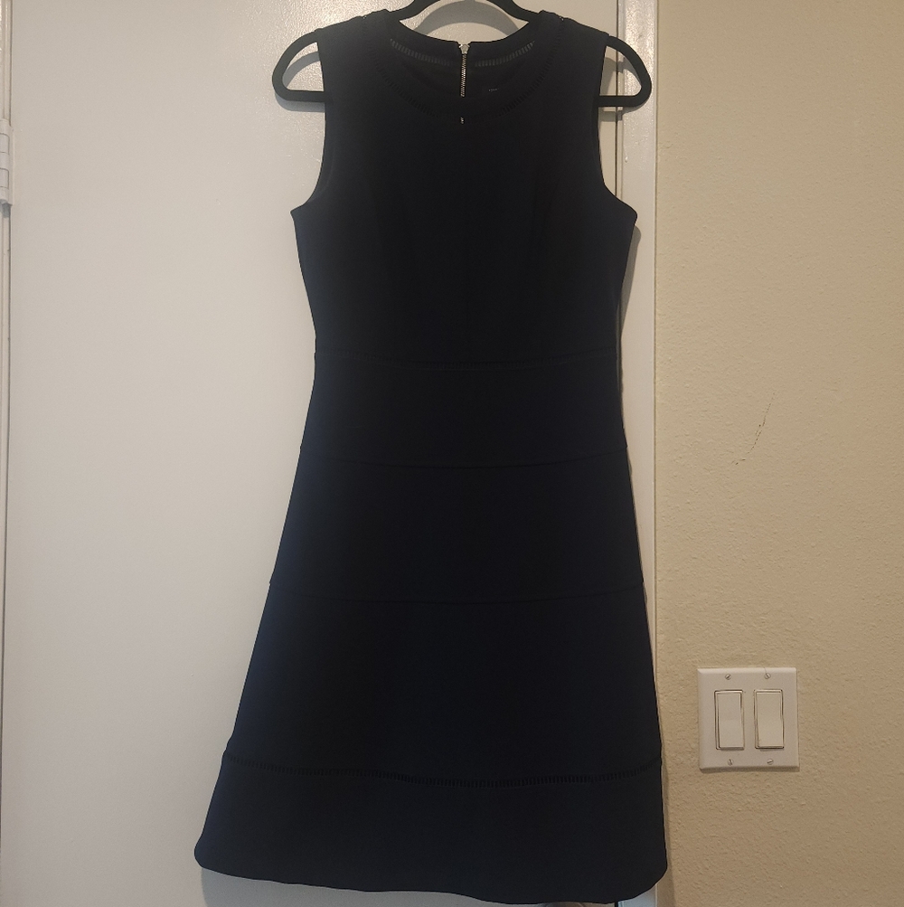 Elegant Blue Sleeveless Dress